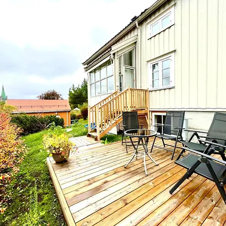 Villa Paradiso, Cathedral View & Parking *