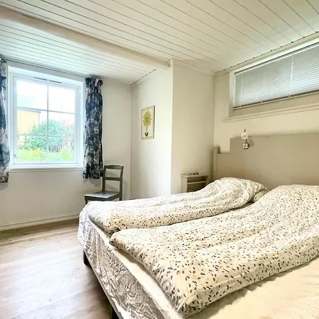 Paradiso, Cathedral View & Parking *